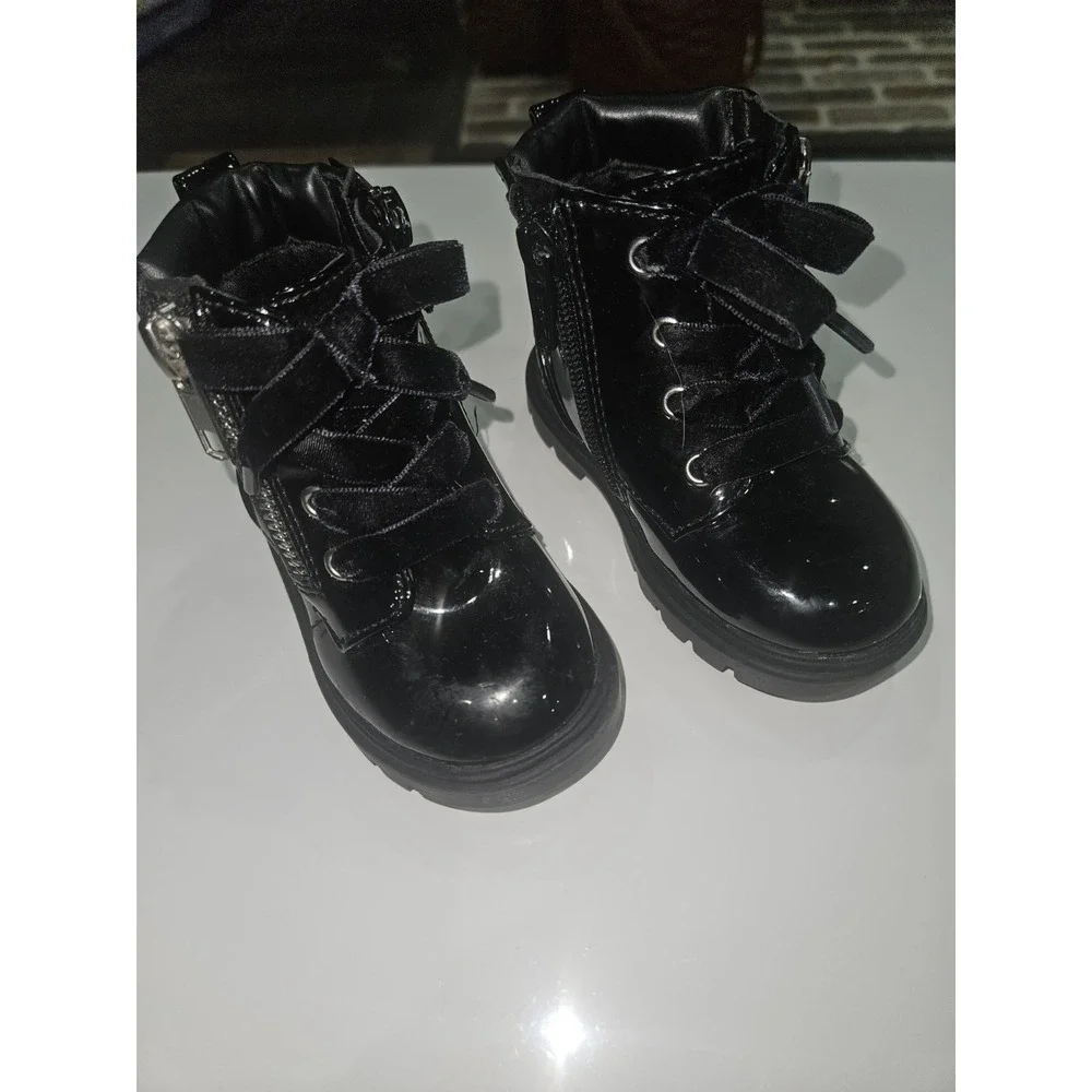 Wonder Nation Size 4 Little Girls  Ankle Boots  NWOT